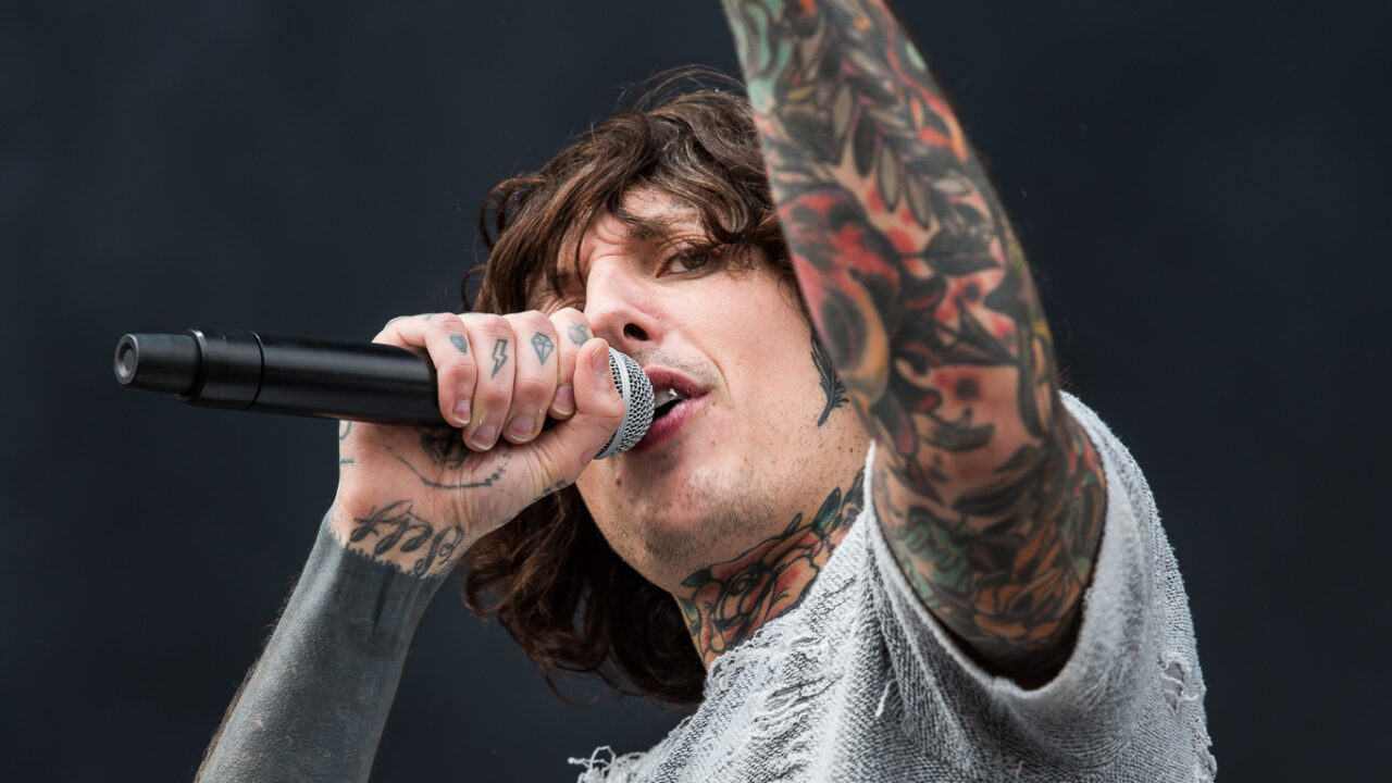 Quién es Oliver Sykes: mucho más que un frontman