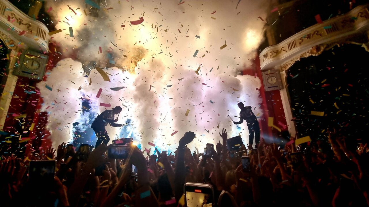 Robo insólito: desaparece un USB de Twenty One Pilots con material especial de la banda