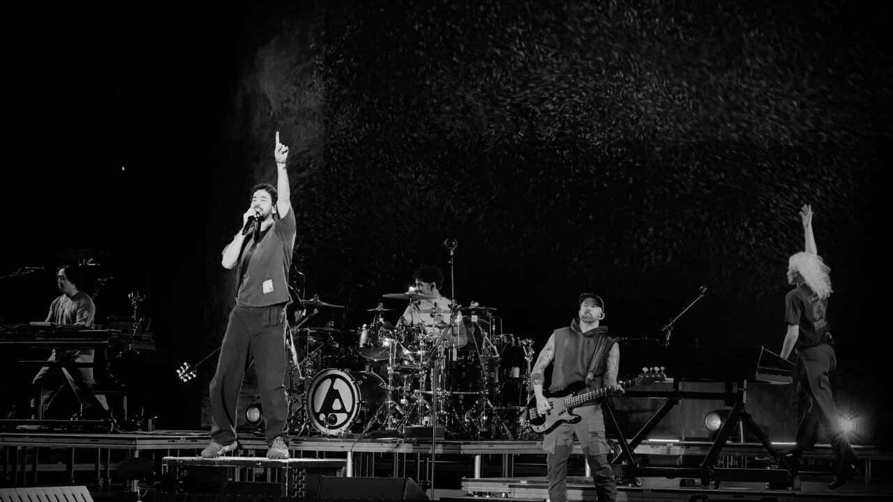 Pensé que nunca vería a Linkin Park en directo: nostalgia, emoción y una ovación inolvidable para Emily Armstrong